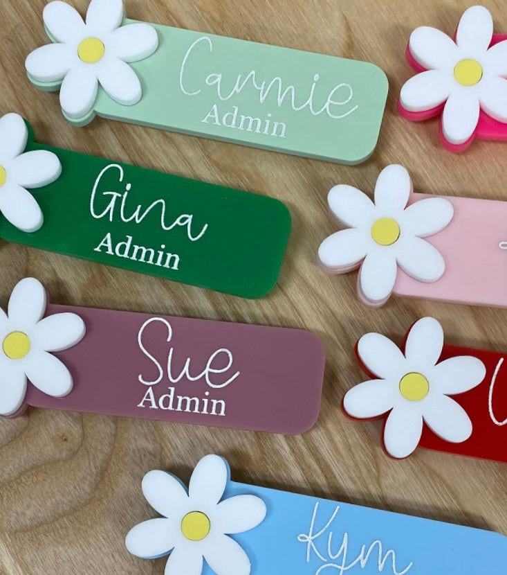 Daisy Name Badge